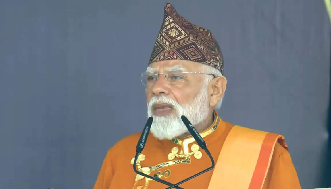 &nbsp;'पूर्व का स्वर्ग' देखना है तो सिक्किम जरूर पहुंचें पर्यटक -प्रधानमंत्री मोदी