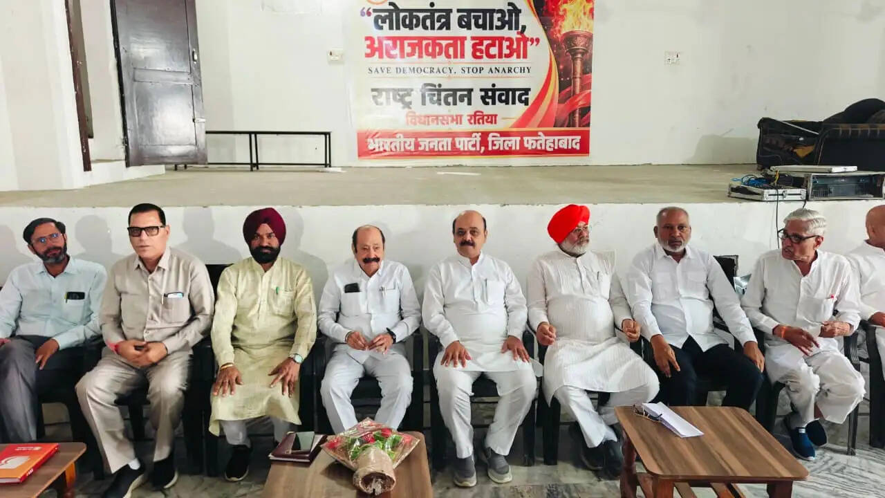 &nbsp;&nbsp;जनादेश का सम्मान और संवैधानिक संस्थाओं की गरिमा बनाए रखना जरूरी : जगदीश चोपड़ा