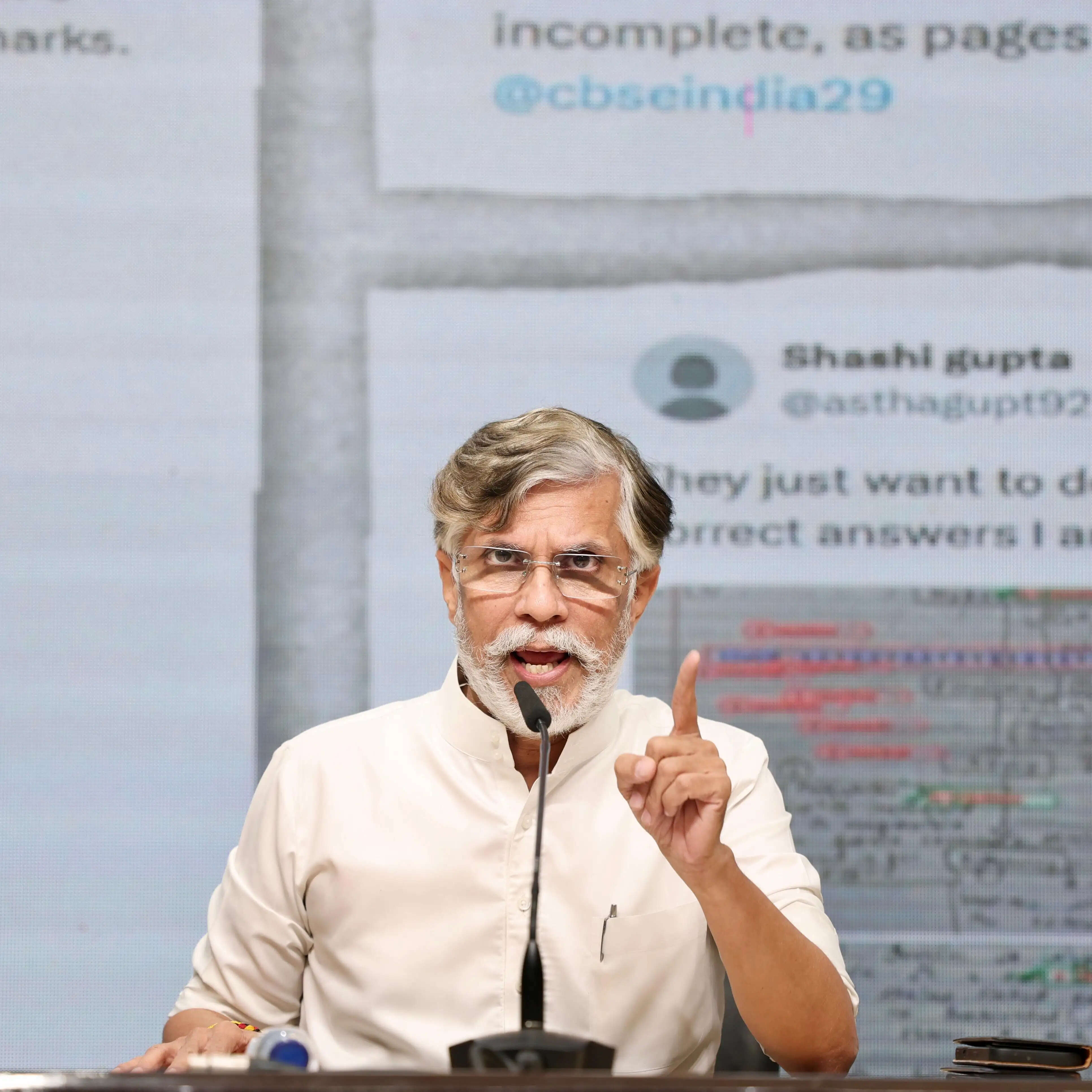 &nbsp;&nbsp;भारतीय नाविकों की मौत पर अमेरिका से माफी की मांग करे केंद्र सरकार : कांग्रेस