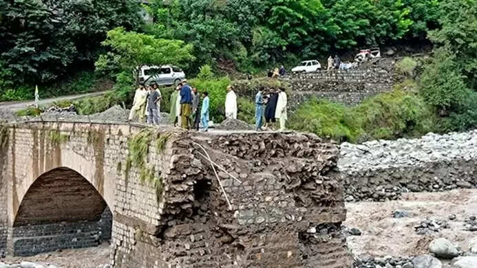 &nbsp;&nbsp;पाकिस्तान में बाढ़ आपदा में अब तक 540 लोगों की मौत, पंजाब और खैबर-पख्तूनख्वा में खतरा बरकरार​​​​​​​