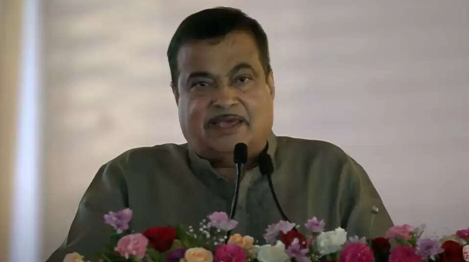 &nbsp;&nbsp;दिल्ली में 11 हजार करोड़ की सड़क परियोजनाओं का उद्घाटन, गडकरी बोले- आज गर्व का दिन​​​​​​​