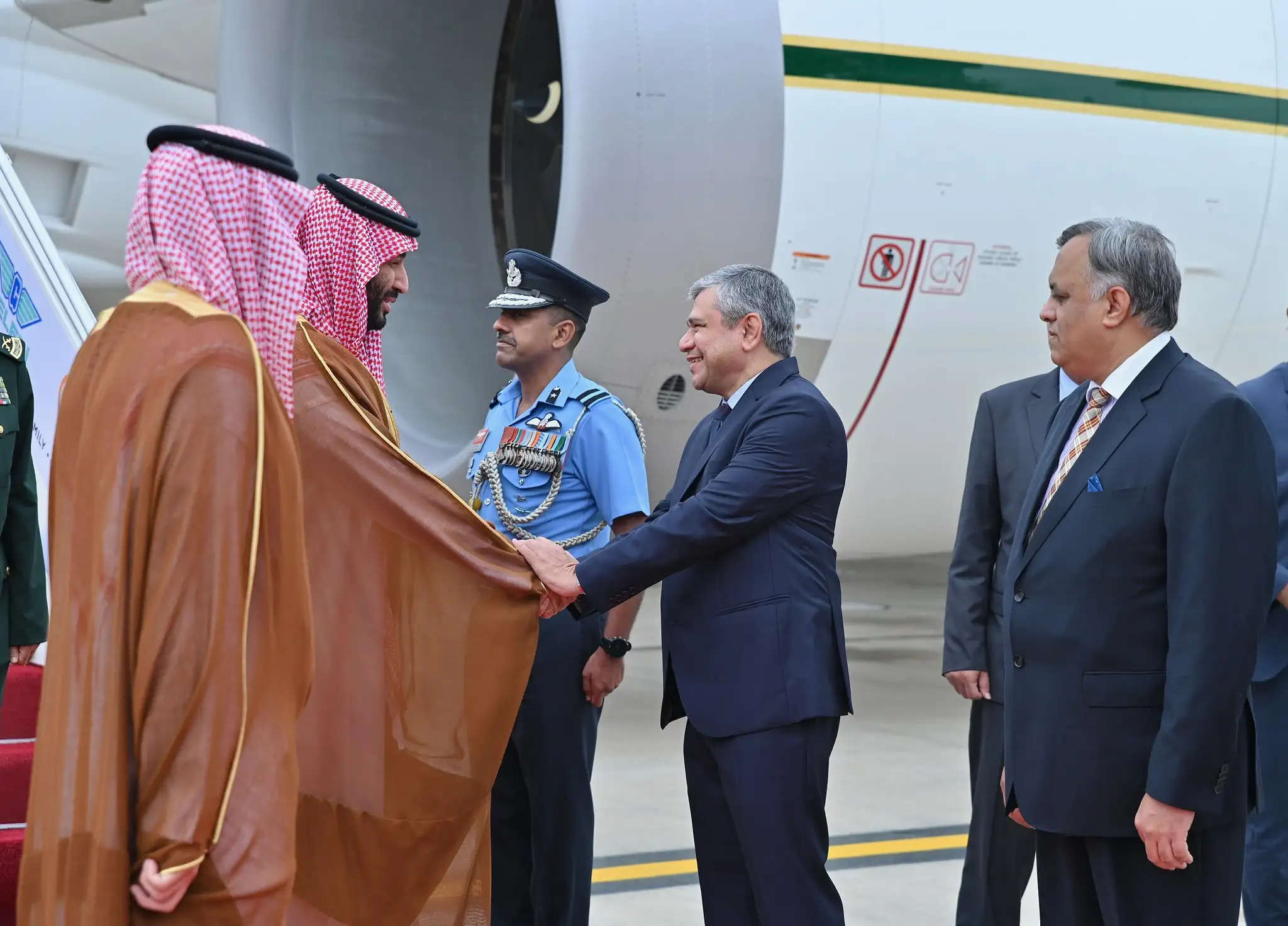 जी-20: सऊदी प्रिंस बिन सलमान और जर्मन चांसलर ओलाफ दिल्ली पहुंचे