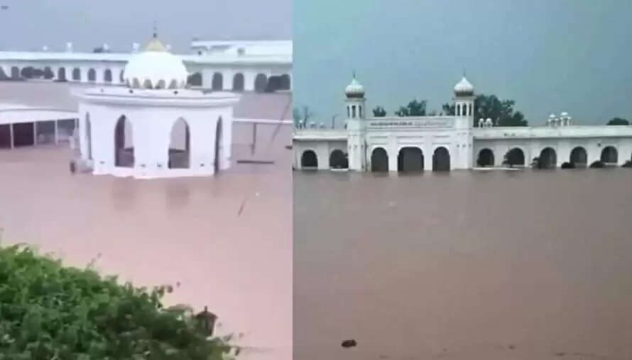 पाकिस्तान के पंजाब में बाढ़ से हाहाकार, सिखों का तीर्थस्थल करतारपुर डूबा, दो बांध तोड़े गए