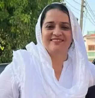 &nbsp;&nbsp;दड़बा कलां की सरपंच संतोष बैनीवाल कांग्रेस की जिलाध्यक्ष बनी