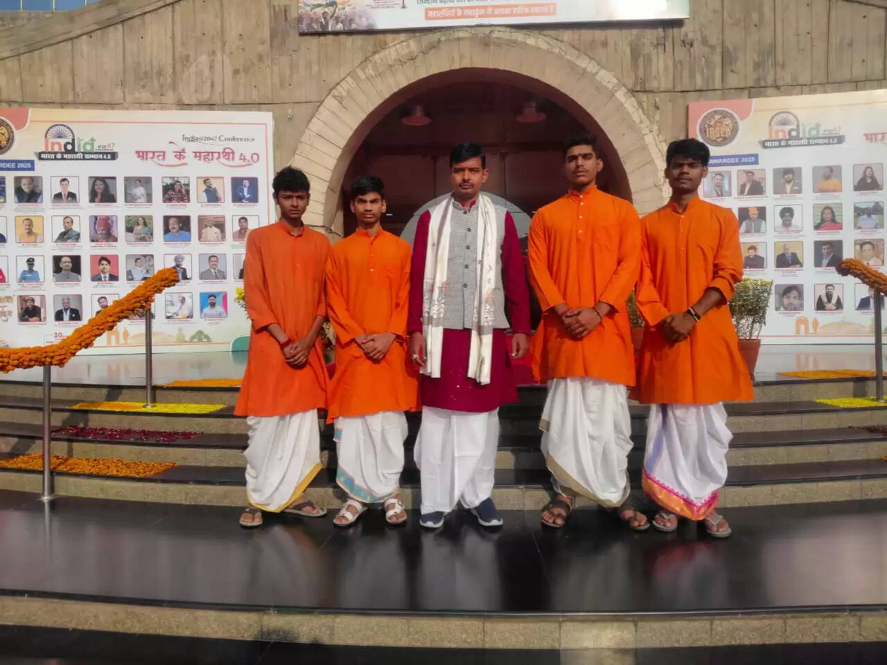 न्यू दिल्ली से पत्रकार ऊषा माहना की कलम से