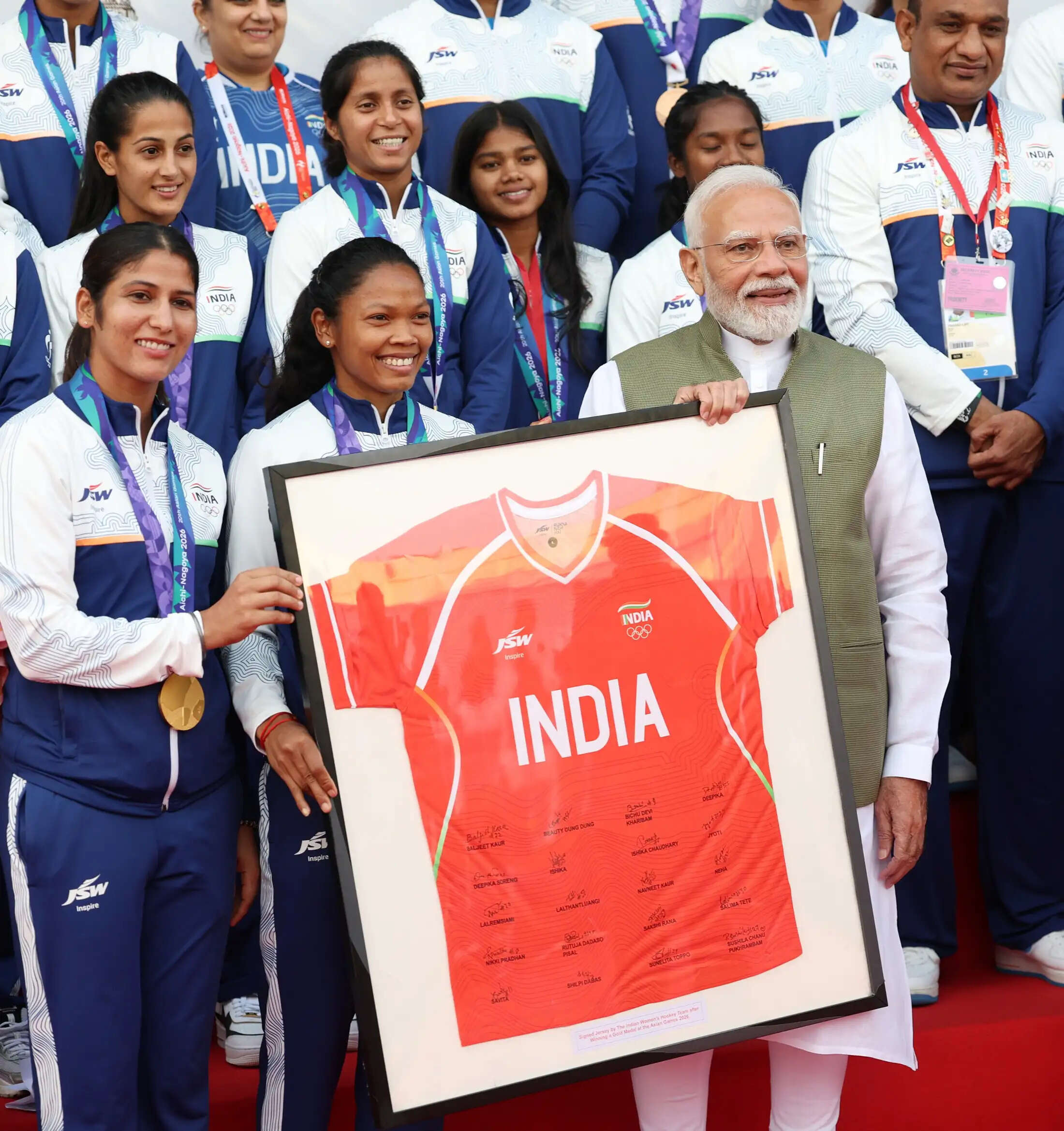 एशियाई खेलों में भारतीय खिलाड़ियों ने तिरंगे की शान बढ़ाई: मोदी
