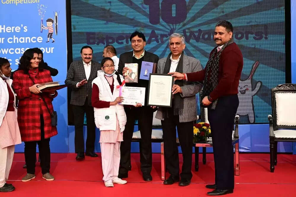 प्रधानमंत्री द्वारा लिखित "एग्जाम वॉरियर्स" पुस्तक के विषय पर कला प्रतियोगिता