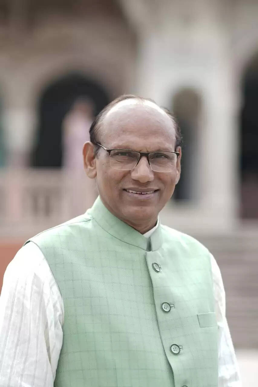 &nbsp;&nbsp;भाजपा सरकार द्वारा यूट्यूबर व रिपोर्टर्स पर दबाव प्रेस की स्वतंत्रता पर सीधा हमला : लाल बहादुर खोवाल।