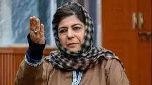 अतिक्रमण विरोधी अभियान के खिलाफ महबूबा ने दिल्ली में निकाला मार्च