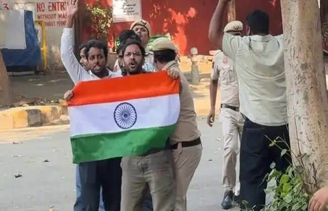 सीजेपी नेता सौरव दास और आशुतोष रांका 5 दिन की न्यायिक हिरासत में भेजे गए