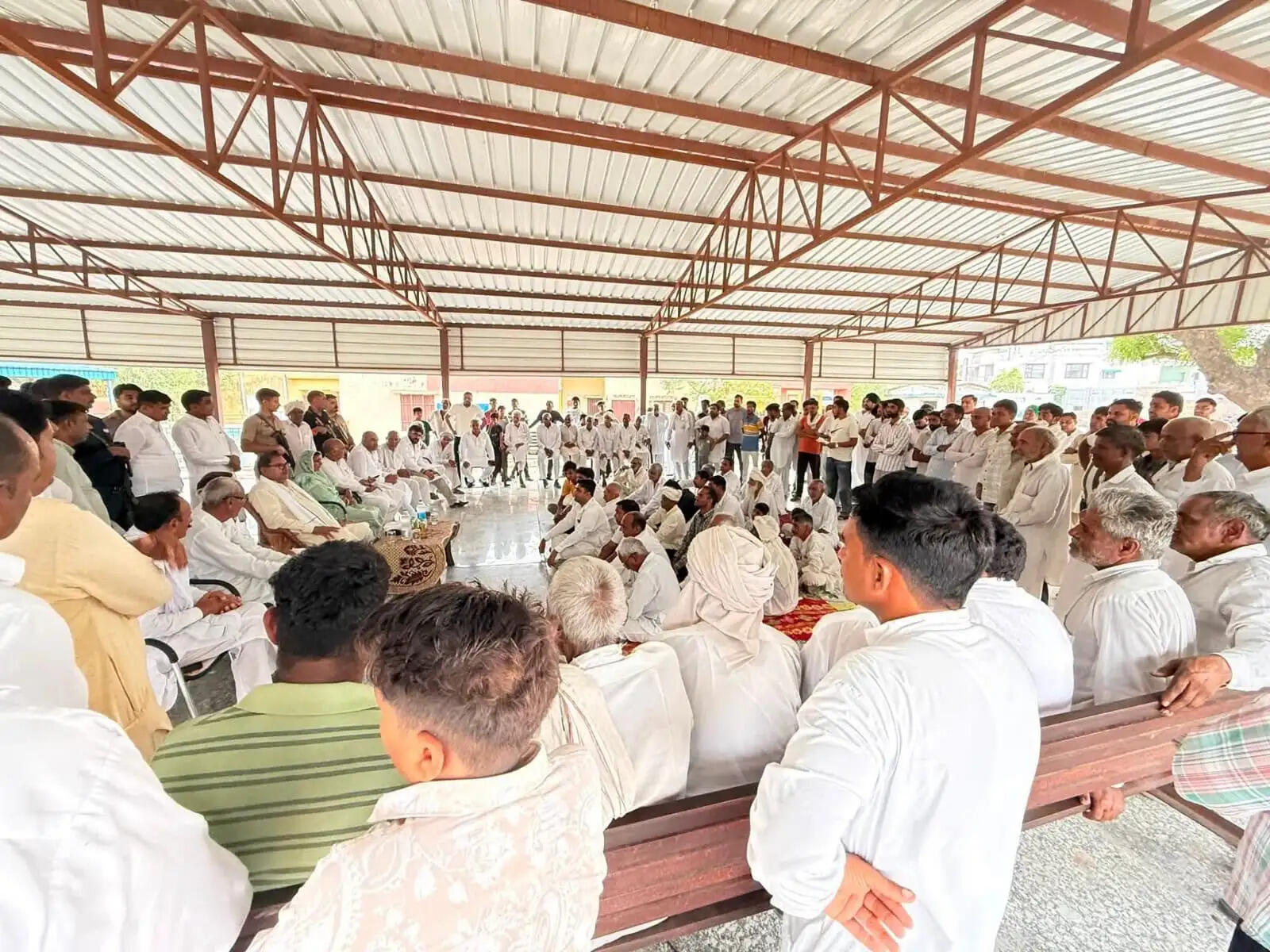 कांग्रेस, भाजपा ने विकास के मामले में किया सिरसा से भेदभाव: अभय सिंह चौटाला