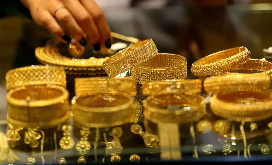 सर्राफा बाजार में सस्ता हुआ सोना, चांदी में तेजी