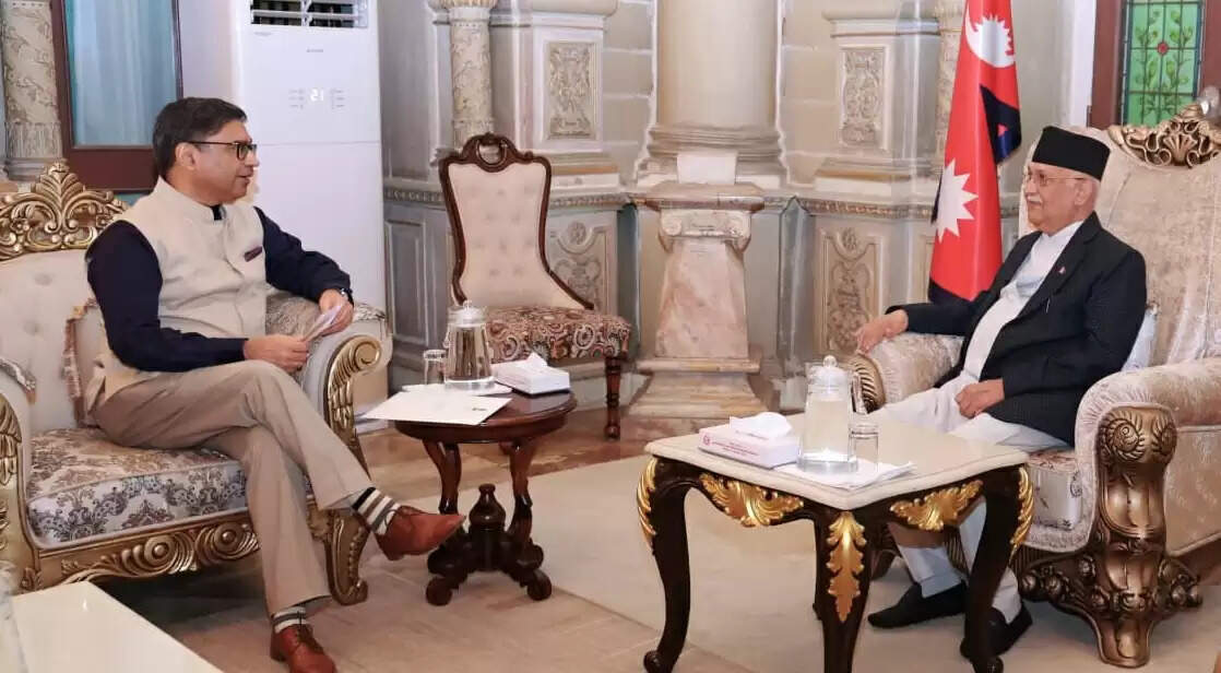 &nbsp;&nbsp;नेपाल के प्रधानमंत्री ओली को भारतीय विदेश सचिव ने दिया भारत आने का न्यौता