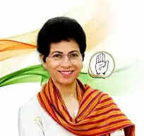 सरकार के दावों से परे हैं शिक्षा और स्वास्थ्य के हालात: सैलजा