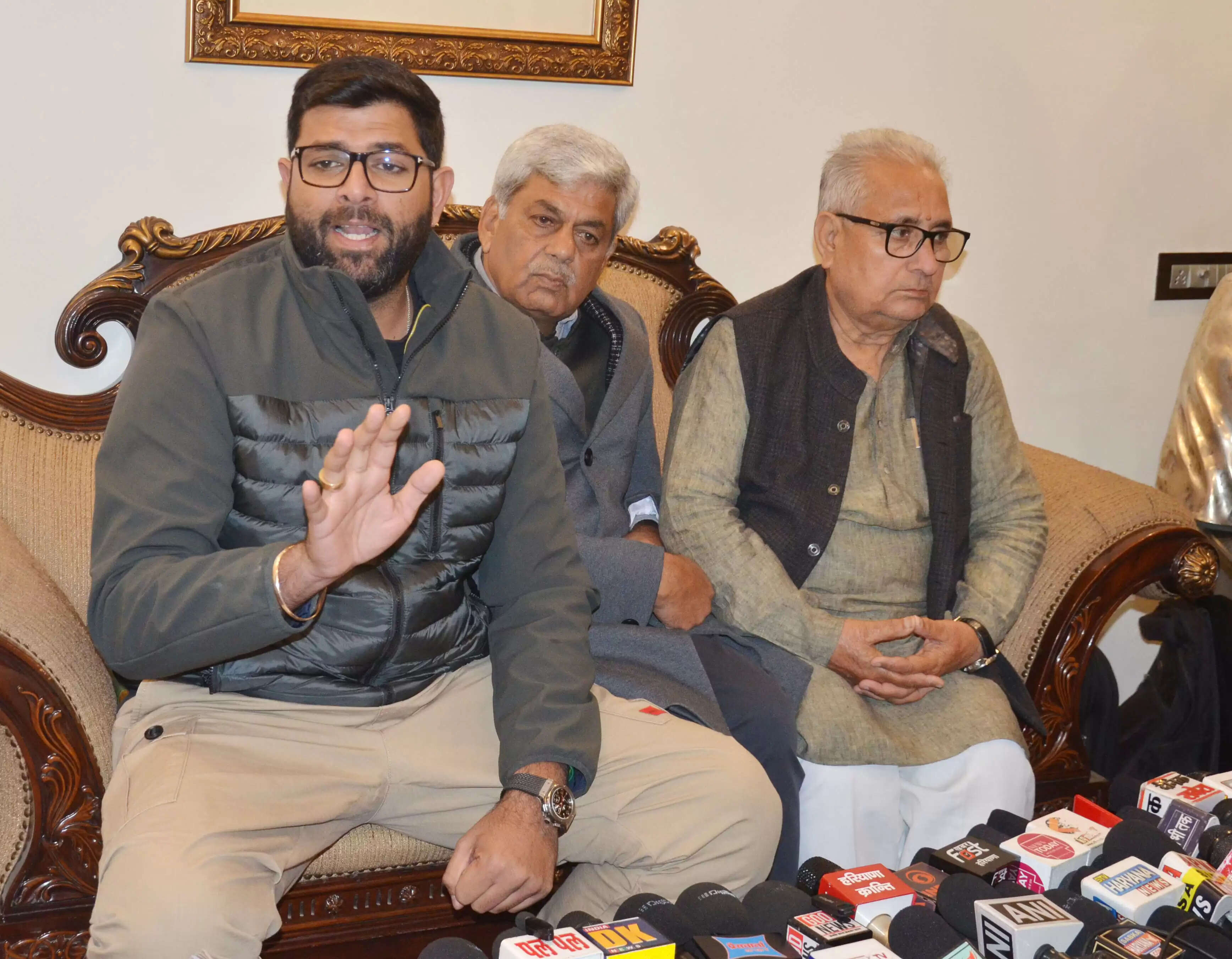 &nbsp;&nbsp;एचटेट परीक्षा परिणामों में 1284 अभ्यर्थियों के चयन में पर्ची खर्ची का खुलकर हुआ प्रयोग: दिग्विजय चौटाला