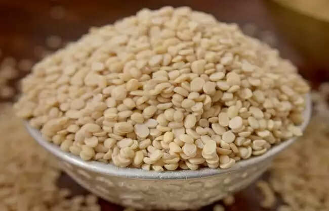 &nbsp;&nbsp;केंद्र ने उड़द के शुल्क मुक्त आयात को 31 मार्च 2026 तक बढ़ाया