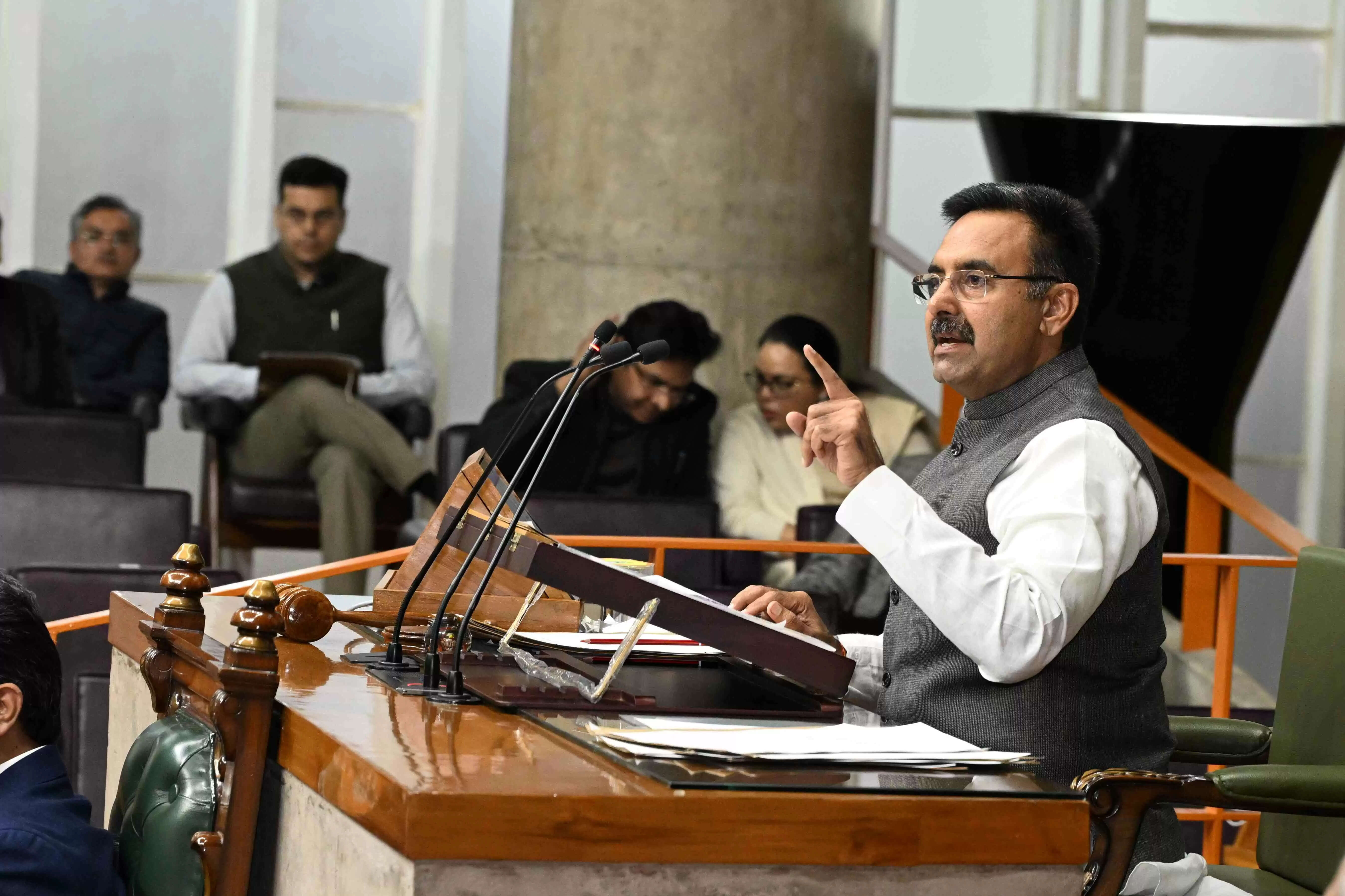 &nbsp;हरियाणा&nbsp;विधानसभा:&nbsp;कैबिनेट&nbsp;मंत्री&nbsp;से&nbsp;भिड़े&nbsp;कांग्रेस&nbsp;विधायक,हुआ&nbsp;हंगामा