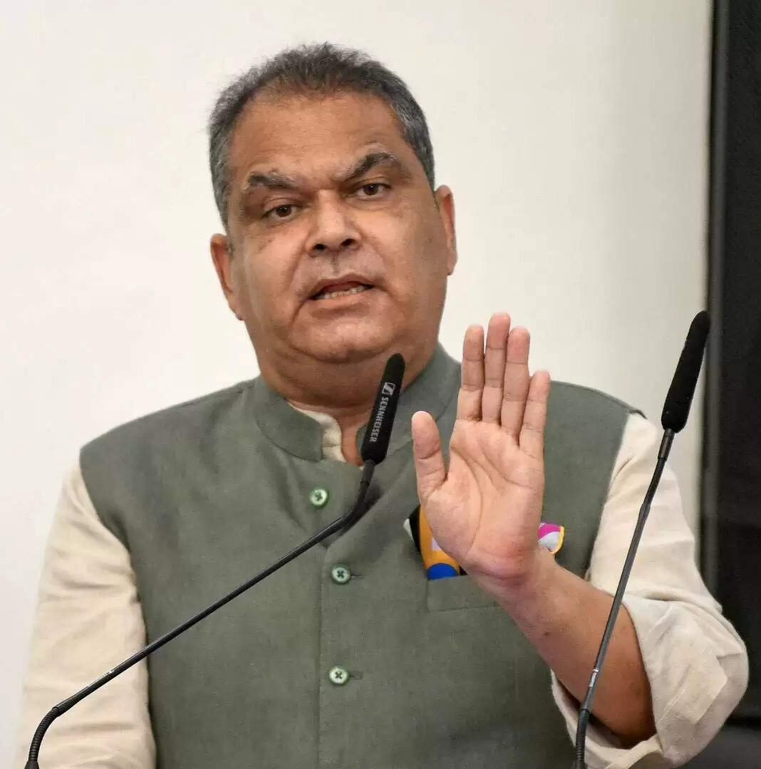 &nbsp;&nbsp;पंजाब में संजीव अरोड़ा होंगे बिजली मंत्री, हरभजन ईटीओ केवल लोक निर्माण मंत्री