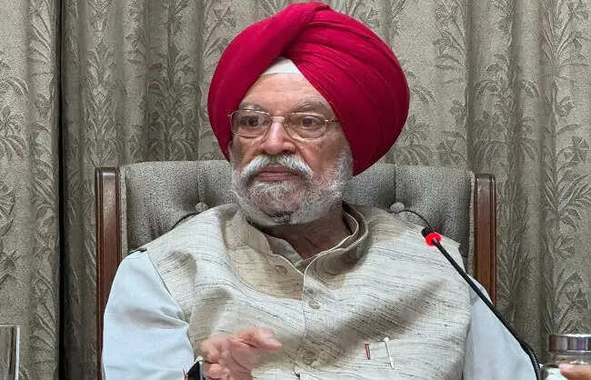 &nbsp;&nbsp;भारत में घरेलू उपभोक्ताओं को ईंधन की कोई कमी नहीं होगी : हरदीप सिंह पुरी