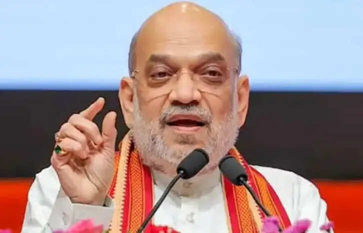 अमित शाह ने विपक्ष को दी चर्चा की चुनौती, कहा- दोपहर तीन बजे से चर्चा के लिए तैयार