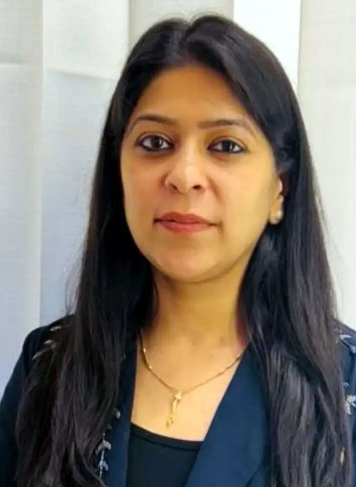 &nbsp;Digital Learning Platforms: Democratization of Education or a New Inequality?