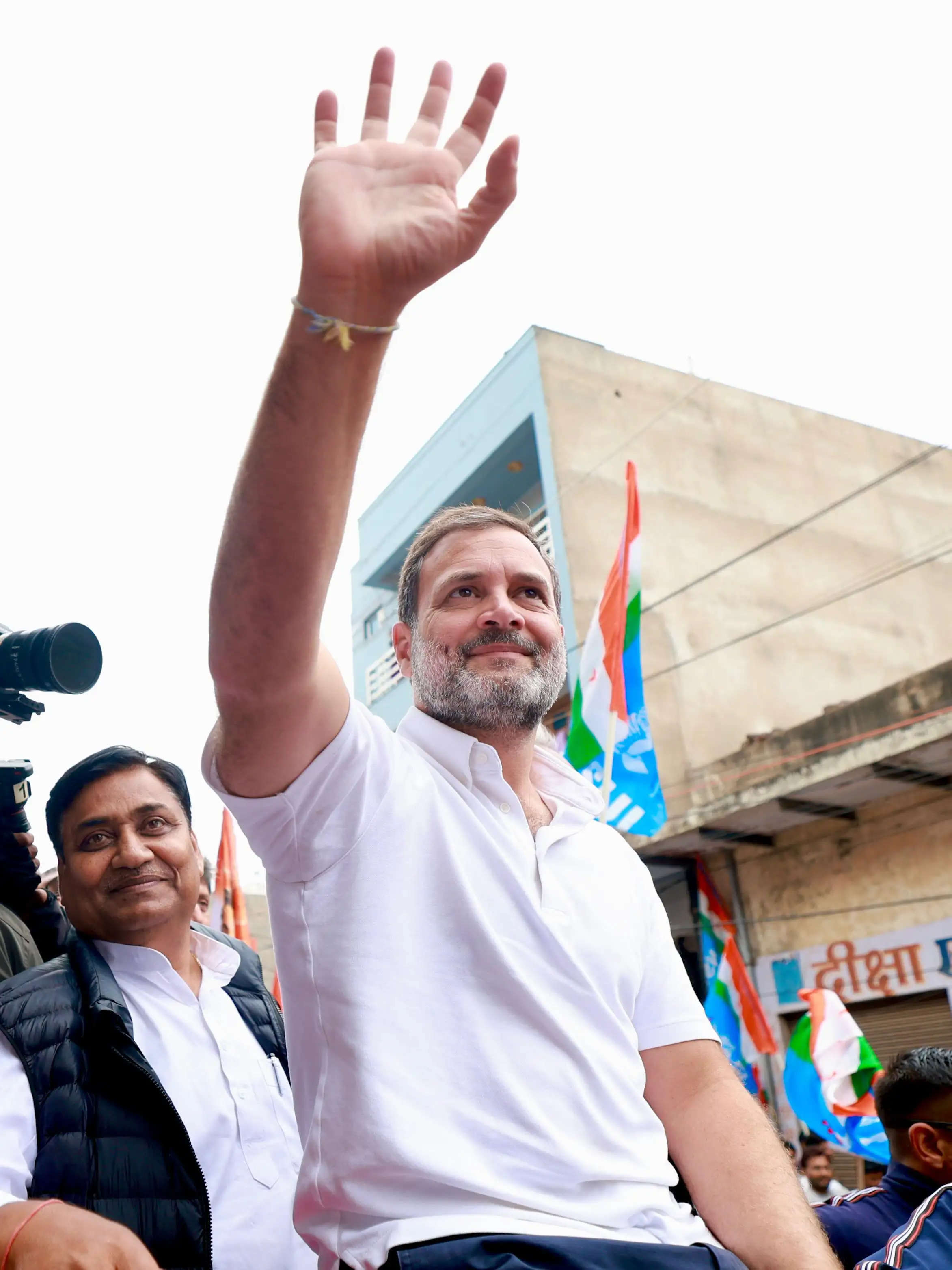  फिर शुरू हुई राहुल गांधी की भारत जोड़ो न्याय यात्रा, धौलपुर में किया रोड शो