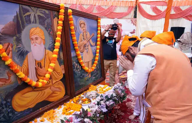 &nbsp;&nbsp;संत नामदेव की शिक्षाएं मानवता, समानता और श्रम के सम्मान : नायब सिंह सैनी