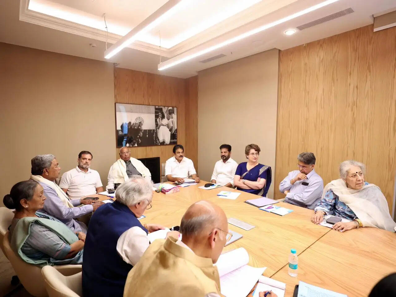 &nbsp;&nbsp;परिसीमन का मुद्दा गंभीर, महिला आरक्षण की आड़ में सरकार कर रही जल्दबाजी : कांग्रेस ​​​​​​​