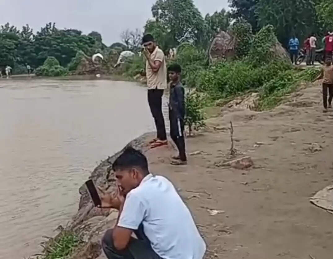&nbsp;पानीपत में यमुना का उफान, 95 गांवों में जलभराव, फसलें डूबीं, प्रशासन अलर्ट