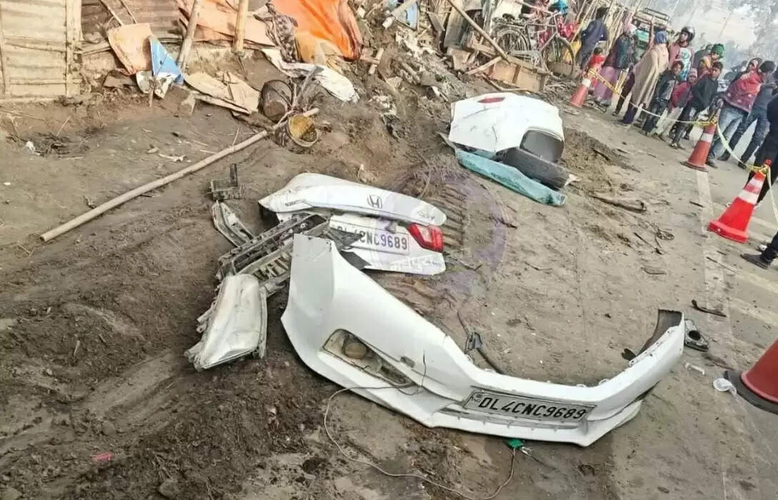 &nbsp;&nbsp;बिहार के मधेपुरा में सड़क दुर्घटना, कार सवार 4 युवकों की मौत