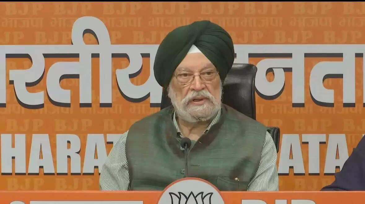 &nbsp;&nbsp;एपस्टीन के अपराधों से उनका कोई सरोकार नहीं, राहुल के आरोप निराधारः हरदीप पुरी