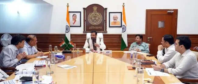 &nbsp;&nbsp;हरियाणा&nbsp;सीएम&nbsp;की&nbsp;दाे&nbsp;टूक,&nbsp;प्रापर्टी&nbsp;आईडी&nbsp;की&nbsp;शिकायत&nbsp;चंडीगढ़&nbsp;तक&nbsp;न&nbsp;पहुंचे