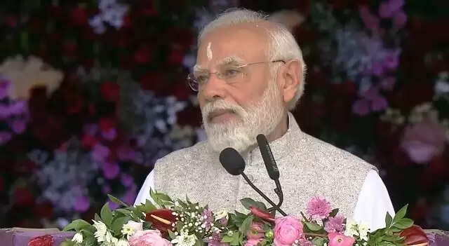 श्री सत्य साईं बाबा की शताब्दी सार्वभौमिक प्रेम, शांति और सेवा का उत्सव : प्रधानमंत्री