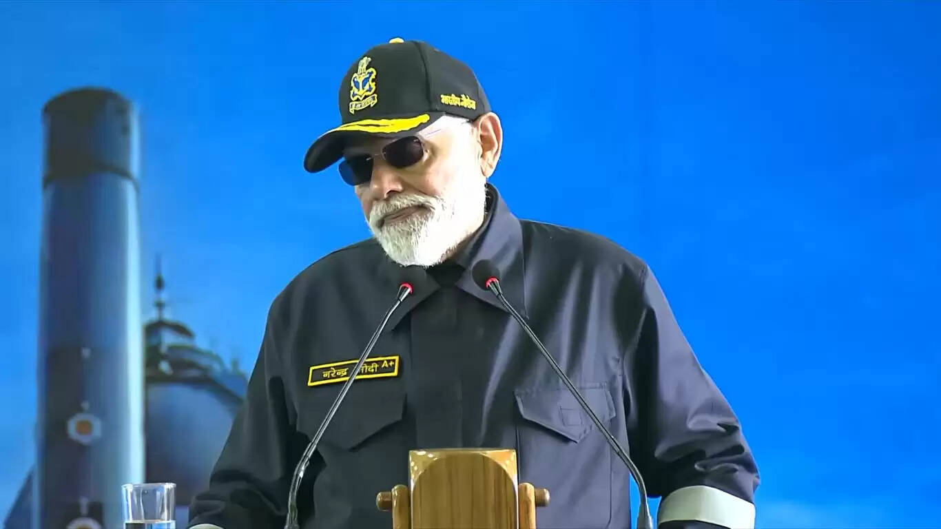 भारतीय नौसेना हिंद महासागर की गार्जियन : प्रधानमंत्री