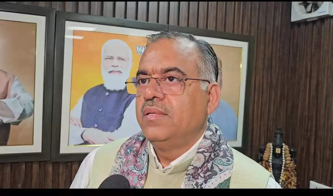 &nbsp;&nbsp;सैम पित्रोदा का पाकिस्तान को &ldquo;घर जैसा&rdquo; बताना शहीदों का अपमान : तरूण चुग
