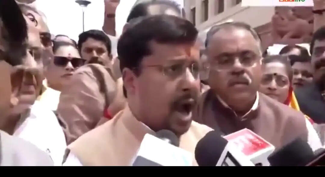 विपक्ष का राजनीतिक इतिहास चर्चा से बचने का- नितिन नवीन