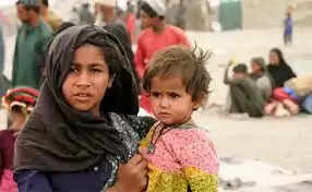 अफगानिस्तान पर मंडरा रहा कुपोषण से हजारों बच्चों की जान जाने का खतरा