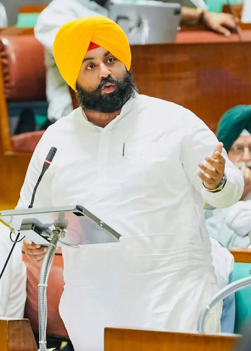 पंजाब विधानसभा में उठी केंद्र सरकार से करतारपुर साहिब गलियारा दोबारा खोलने की मांग