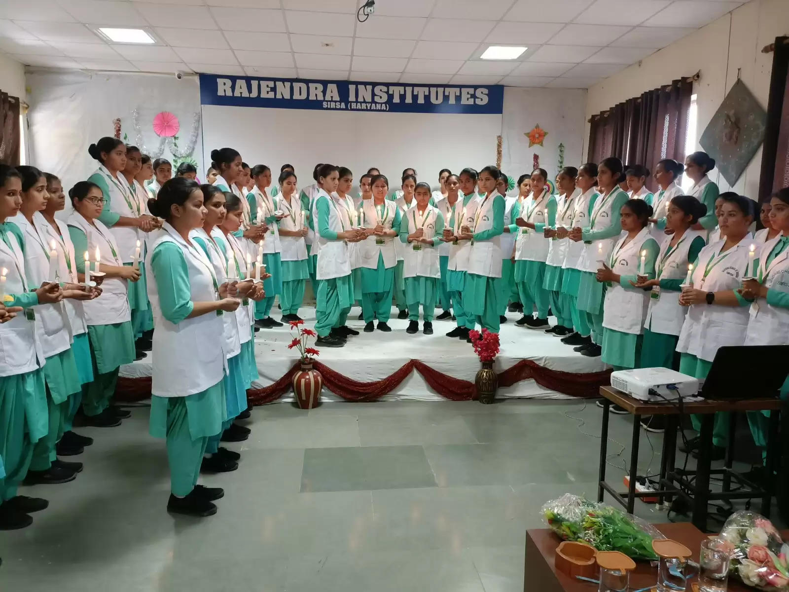 राजेंद्रा स्कूल ऑफ नर्सिंग में शपथ ग्रहण समारोह का आयोजन