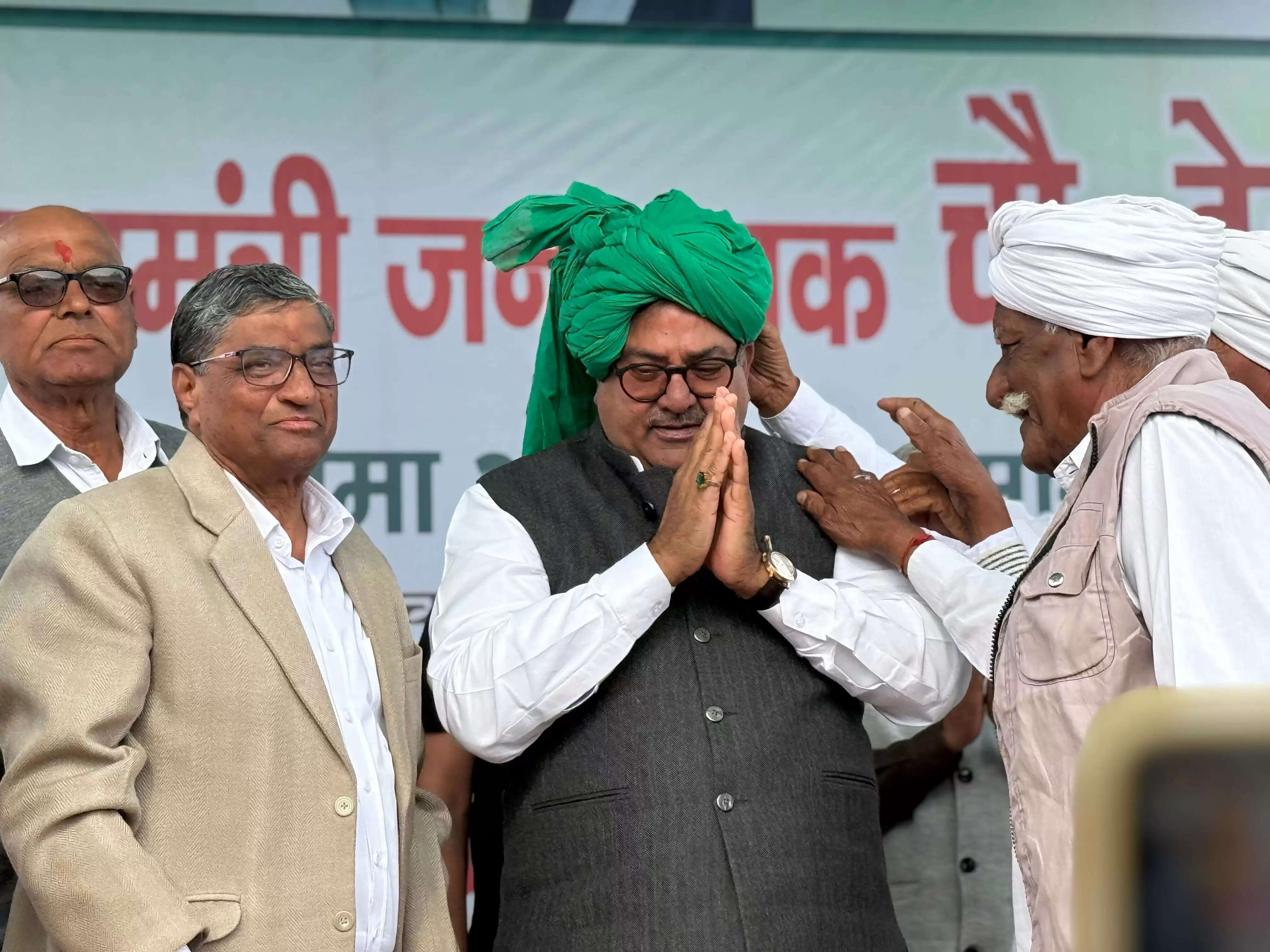 &nbsp;सर्वसमाज के हितों को सदैव सर्वोच्च प्राथमिकता दी जननायक चौधरी देवीलाल ने: अभय चौटाला