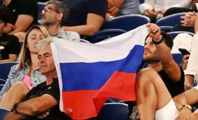 टेनिस ऑस्ट्रेलिया ने ऑस्ट्रेलियन ओपन में रूसी और बेलारूसी झंडों पर लगाया प्रतिबंध