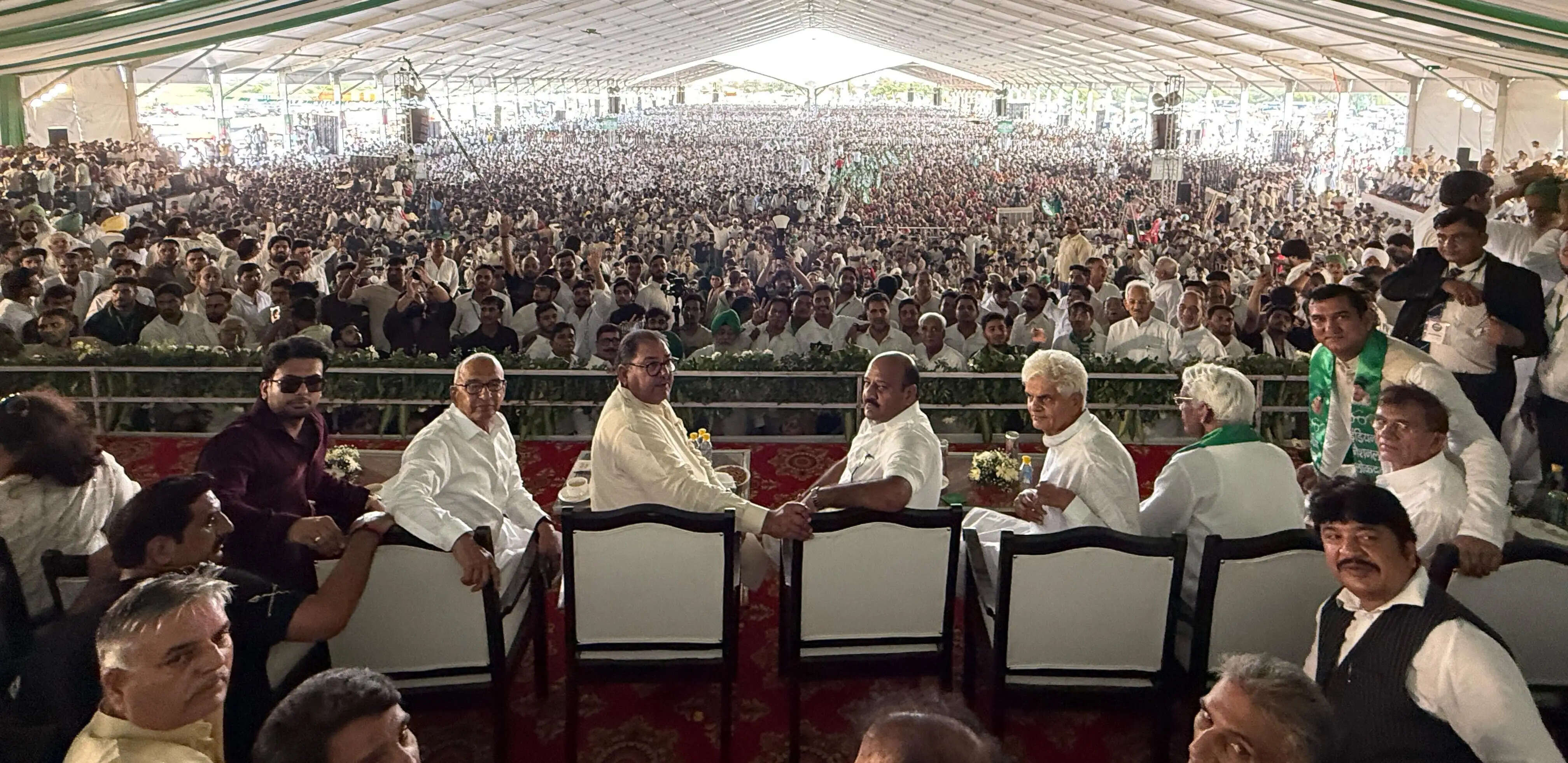 &nbsp;भाजपा को सत्ता से बाहर, कांग्रेस को सत्ता से रखेंगे दूर और बनाएंगे इनेलो की सरकार: अभय चौटाला