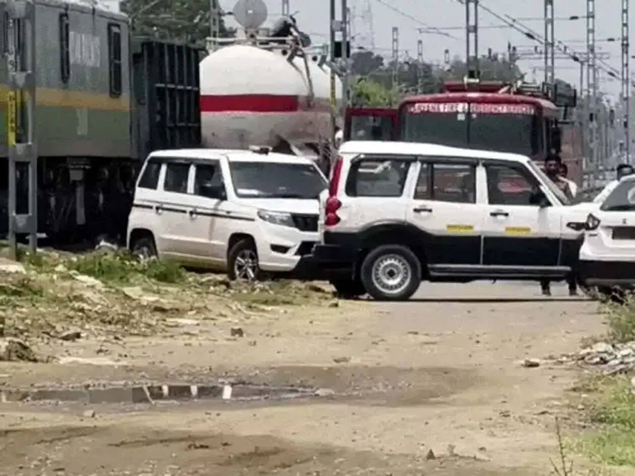 हिसार रेलवे स्टेशन पर एलपीजी से भरे टैंकर से गैस रिसाव, बड़ा हादसा टला