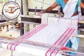 असम में आज से हैंडलूम निर्मित गामोछा, मेखला-चादर और आरनोई की बिक्री पर रोक