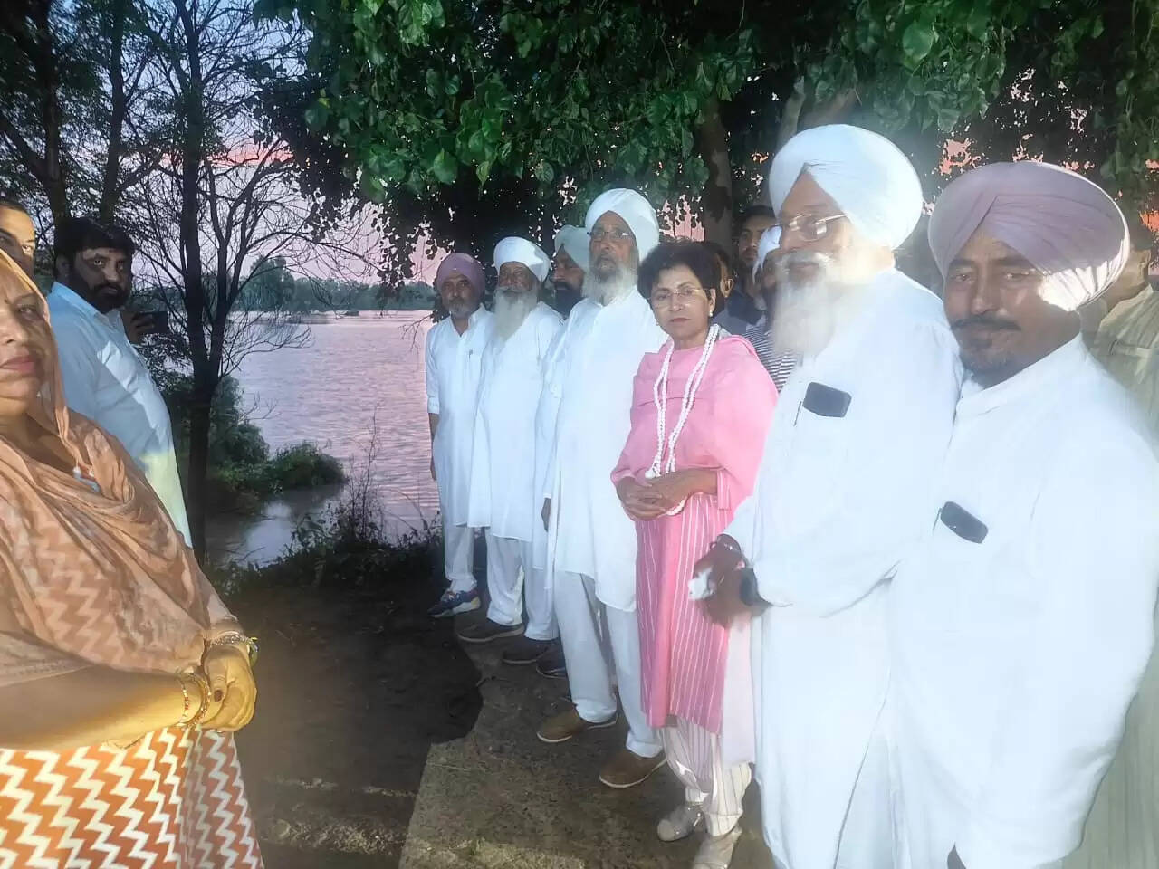 बाढ़ जैसे हालात