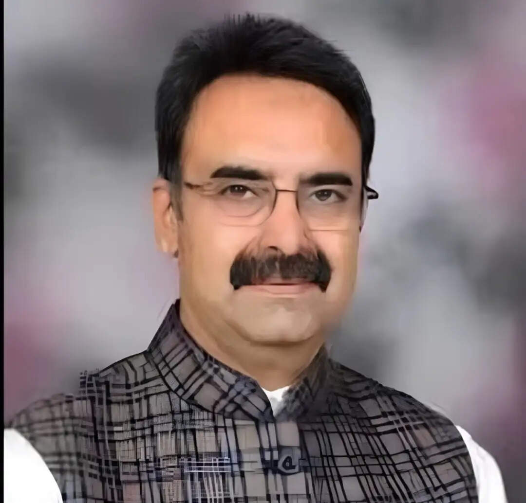 &nbsp; स्पीकर हरविंदर कल्याण 29 मई को देंगे पत्रकारों को &nbsp;कैशलेस हेल्थ इंश्योरेंस पॉलिसी :एम डब्ल्यू बी  दैनिक ट्रिब्यून के संपादक नरेश कौशल करेंगे कार्यक्रम की अध्यक्षता