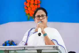 विपक्षी बैठक में शामिल होने पटना जाएंगी मुख्यमंत्री ममता बनर्जी