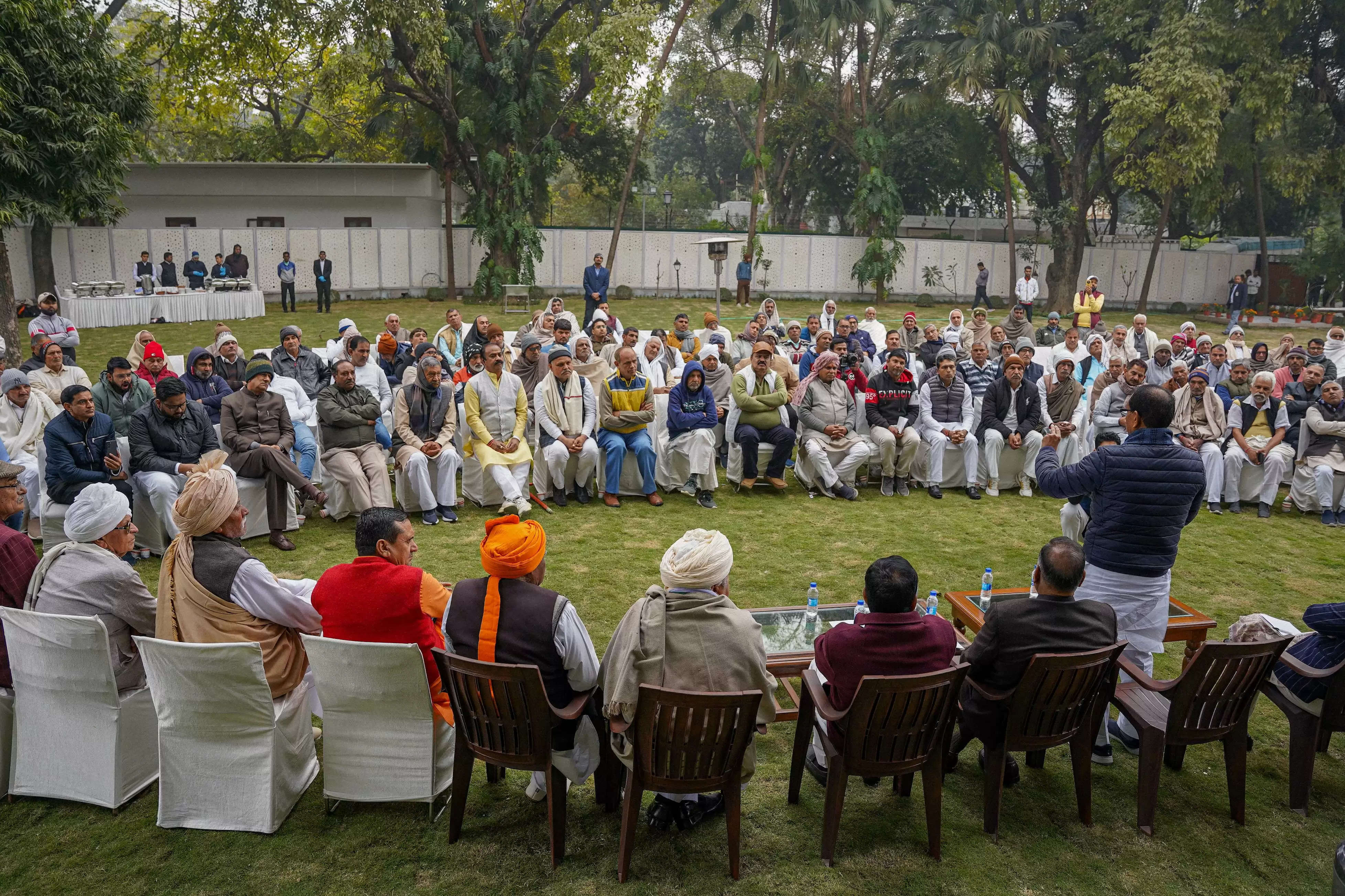   किसानों के लिए प्राकृतिक आपदा से बड़ी आप-दा हैं केजरीवालः शिवराज सिंह 