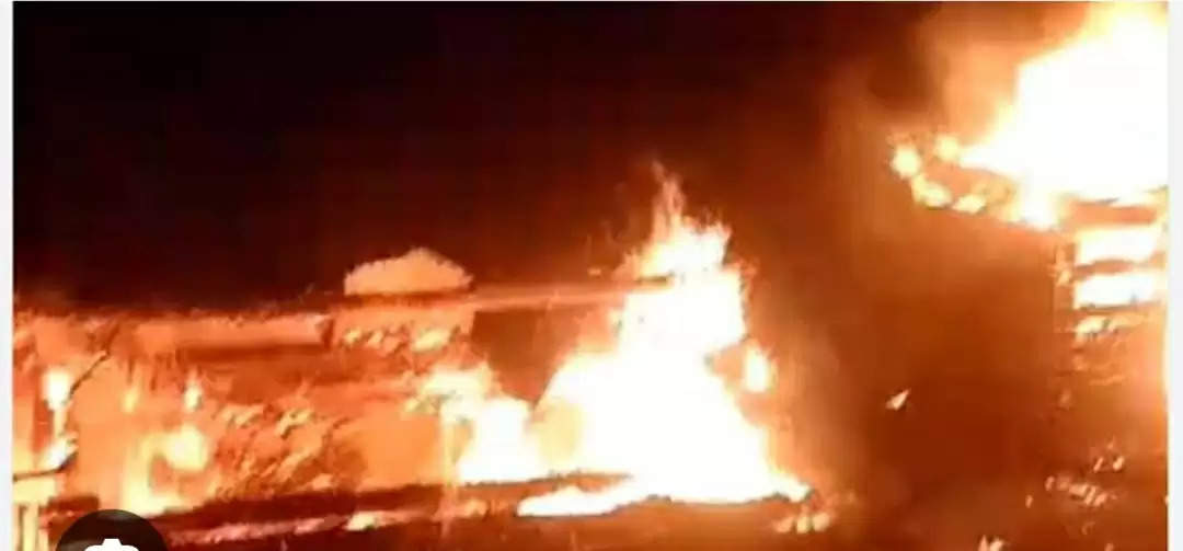   उत्तरकाशी के सालरा गांव में आग से 15 मकान क्षतिग्रस्त, आग पर पाया गया काबू