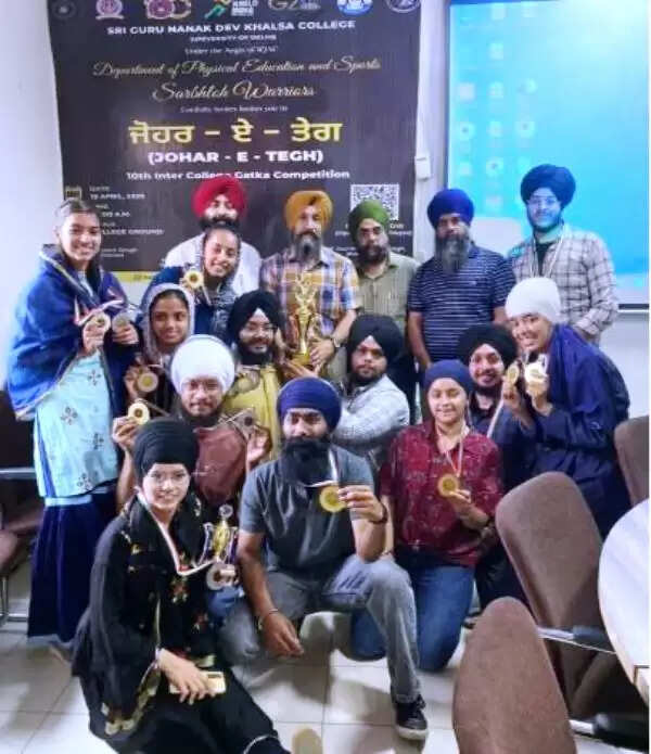 श्री गुरु नानक देव खालसा कॉलेज में हुआ गतका प्रतियोगिता का आयोजन